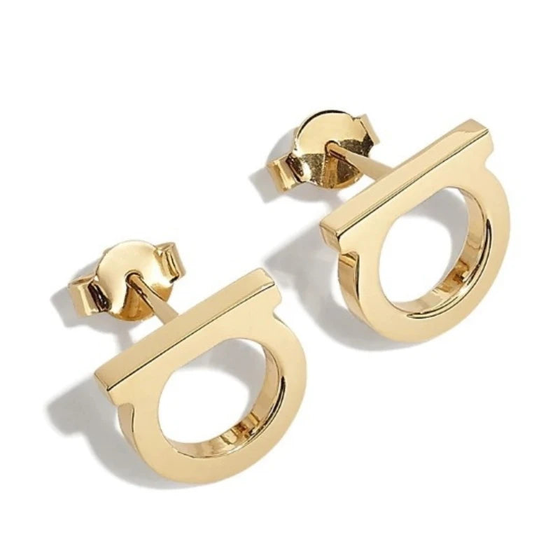 Light luxury high-end stainless steel letter D electroplating, anti-allergic non-fading